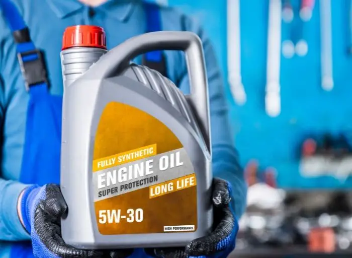 Can You Mix 5w30 and 5w40 Oil?