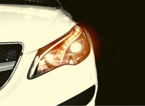 Car Lights Flickering: Causes & Fixes