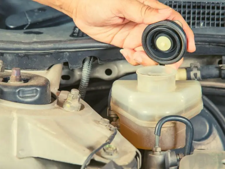 How To Remove Brake Fluid From A Master Cylinder